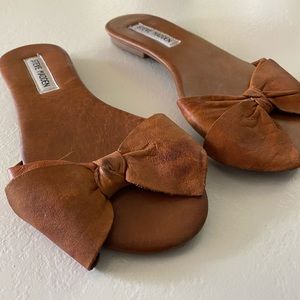 Steve Madden leather sandals sz 6